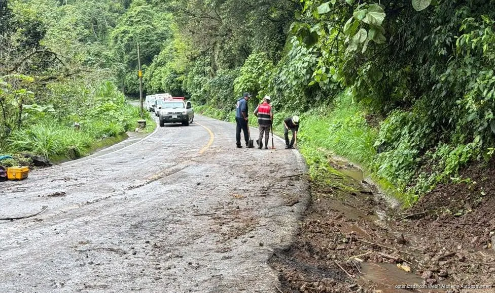 Lluvias activan centros de acopio en Xalapa